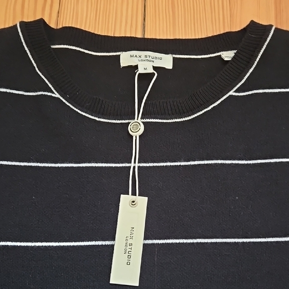 Max Studio Black White Striped Boxy Knit Sweater NWT Size M - Picture 4 of 5